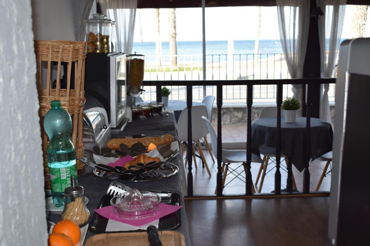 Hotel Bel Azur Six-Fours-les-Plages Zewnętrze zdjęcie