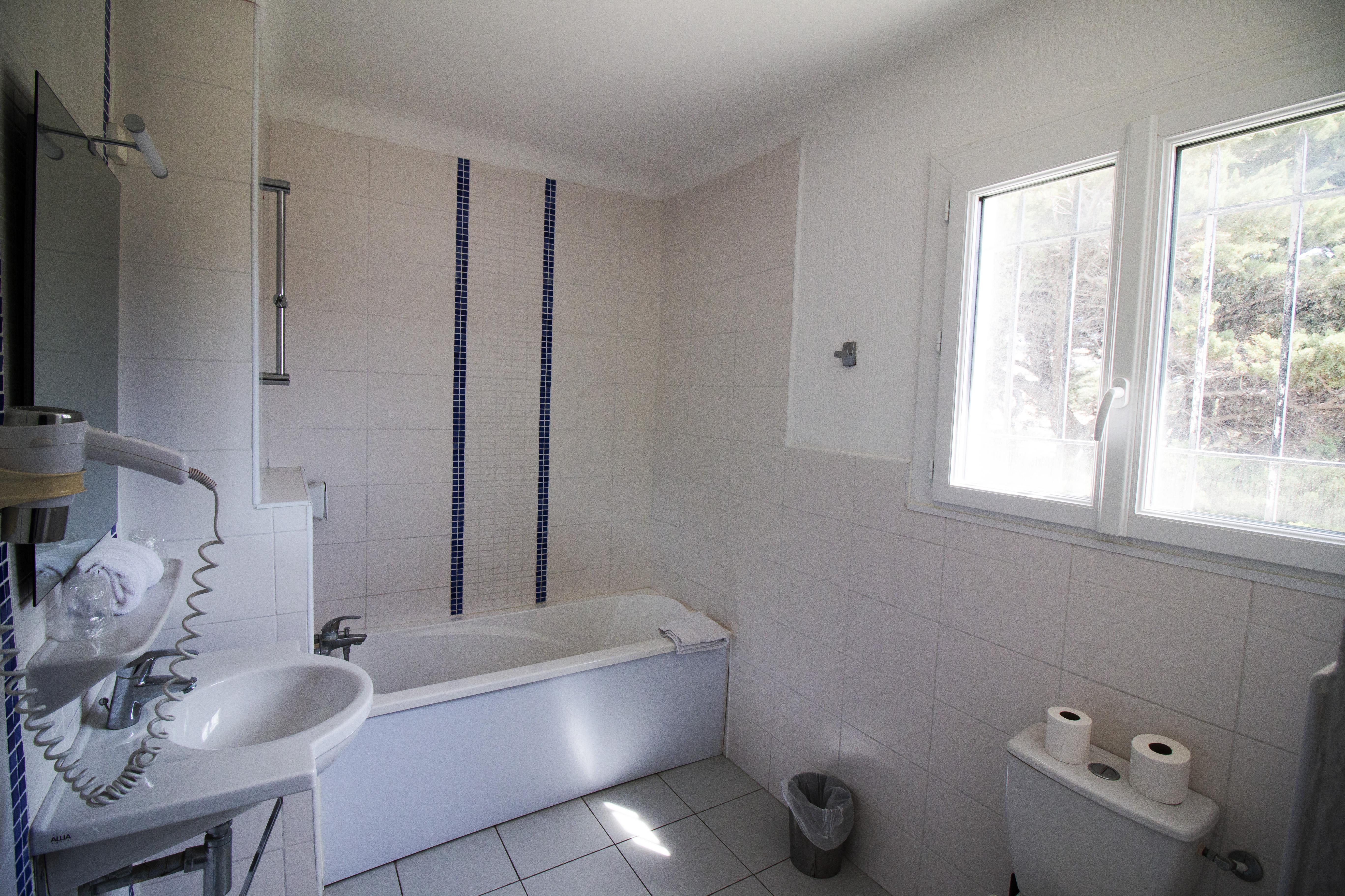 Hotel Bel Azur Six-Fours-les-Plages Zewnętrze zdjęcie